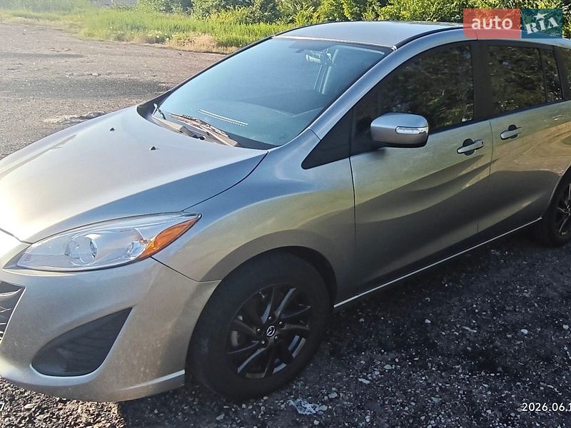 Мінівен Mazda 5 2014 в Умані