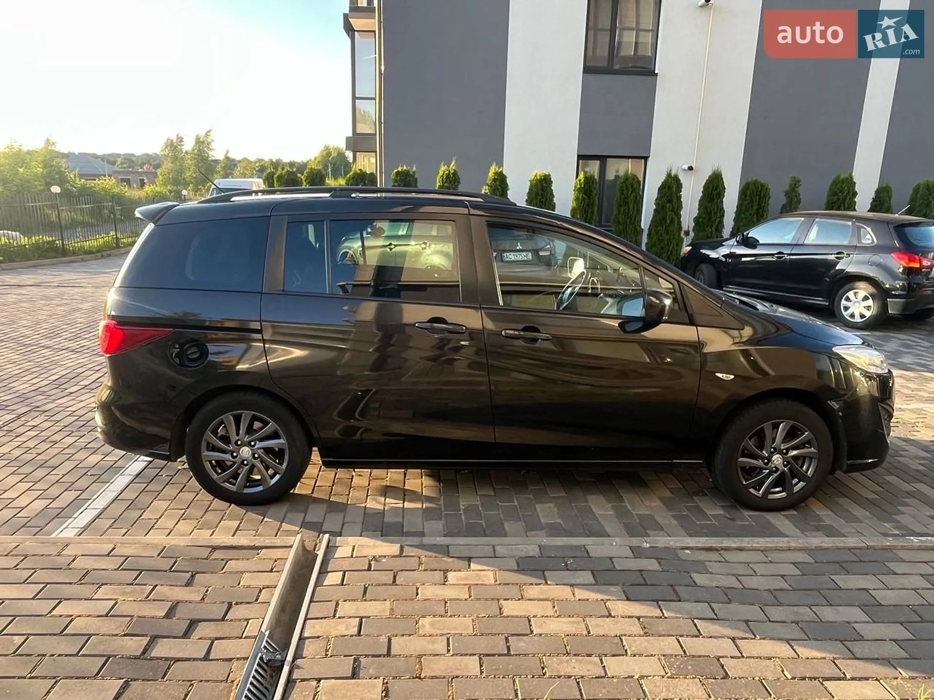 2011 Mazda 5 - мініатюра 3