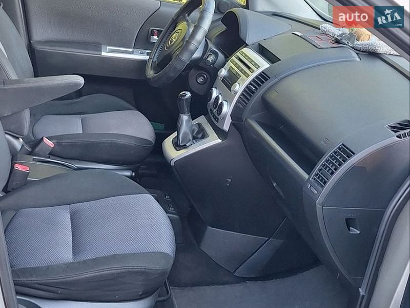 Минивэн Mazda 5 2007 в Ровно
