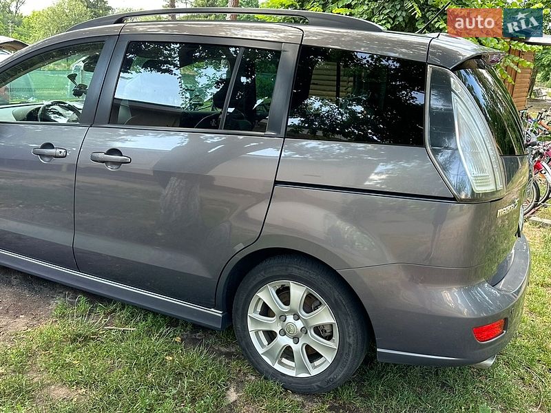 Минивэн Mazda 5 2009 в Радомышле