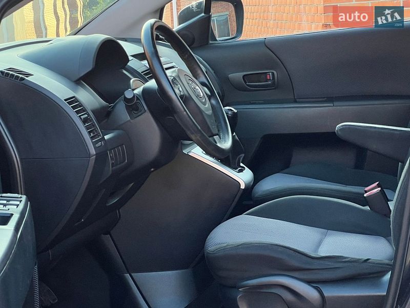 Минивэн Mazda 5 2006 в Дрогобыче