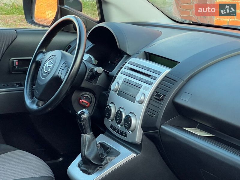 Минивэн Mazda 5 2006 в Дрогобыче
