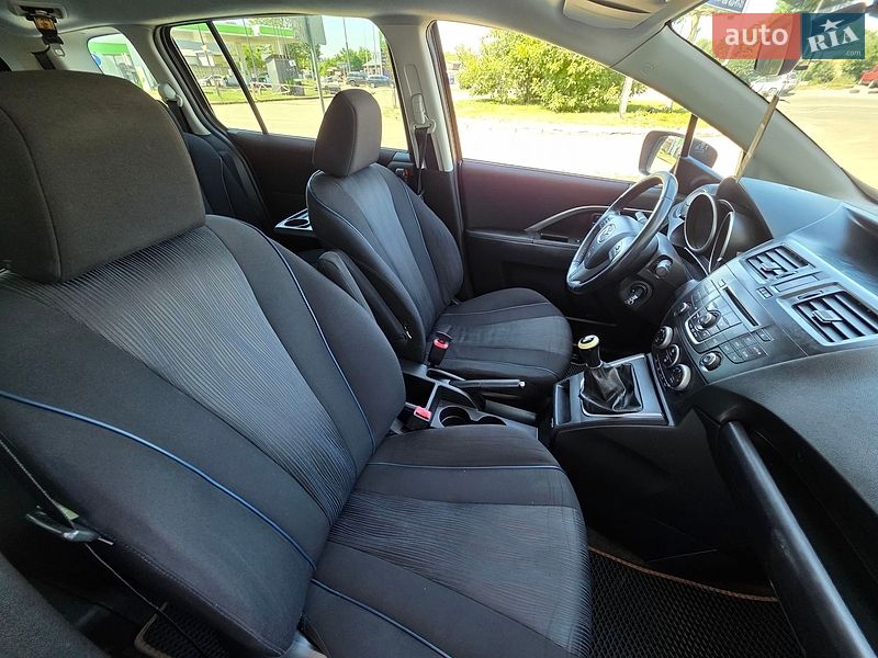 Минивэн Mazda 5 2011 в Ивано-Франковске