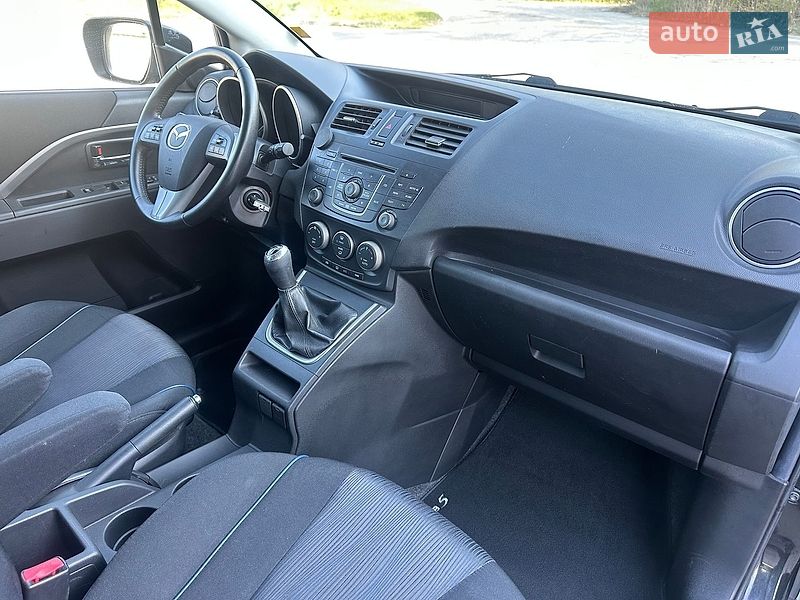 Минивэн Mazda 5 2012 в Гнивани