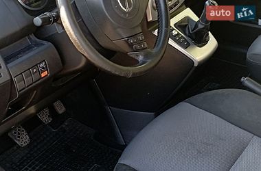 Минивэн Mazda 5 2006 в Киеве