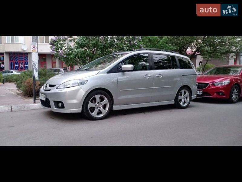 Минивэн Mazda 5 2006 в Киеве