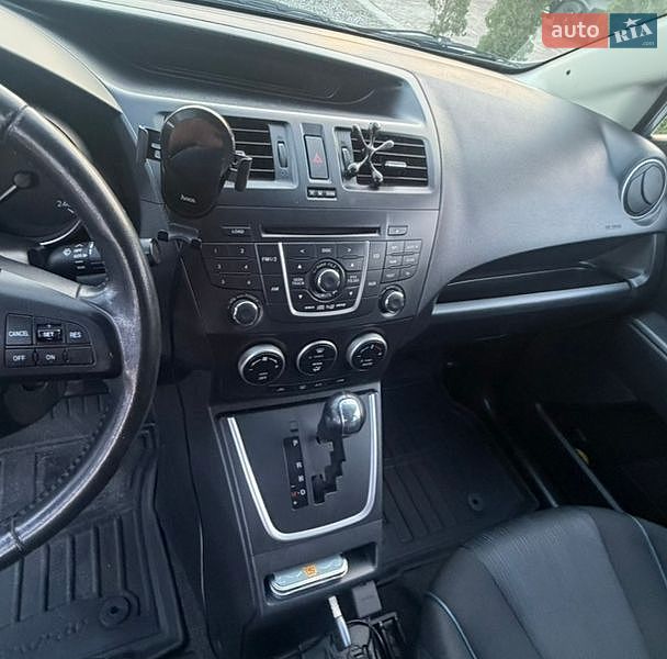 Мінівен Mazda 5 2011 в Києві