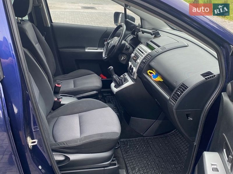 Мінівен Mazda 5 2006 в Кореці