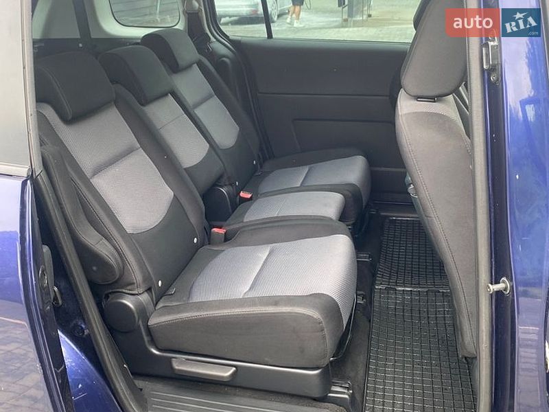 Мінівен Mazda 5 2006 в Кореці