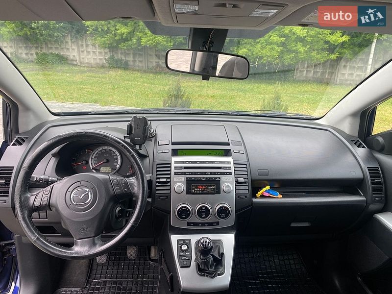 Мінівен Mazda 5 2006 в Кореці