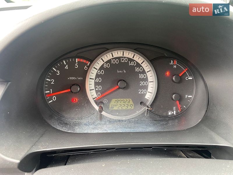 Мінівен Mazda 5 2006 в Кореці