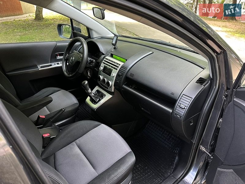Мінівен Mazda 5 2006 в Хмельницькому