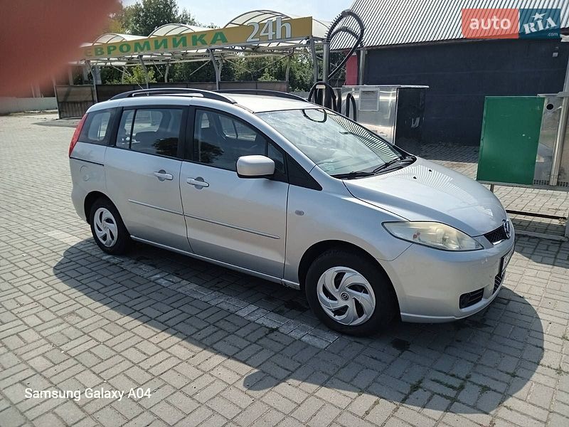 Минивэн Mazda 5 2005 в Сторожинце
