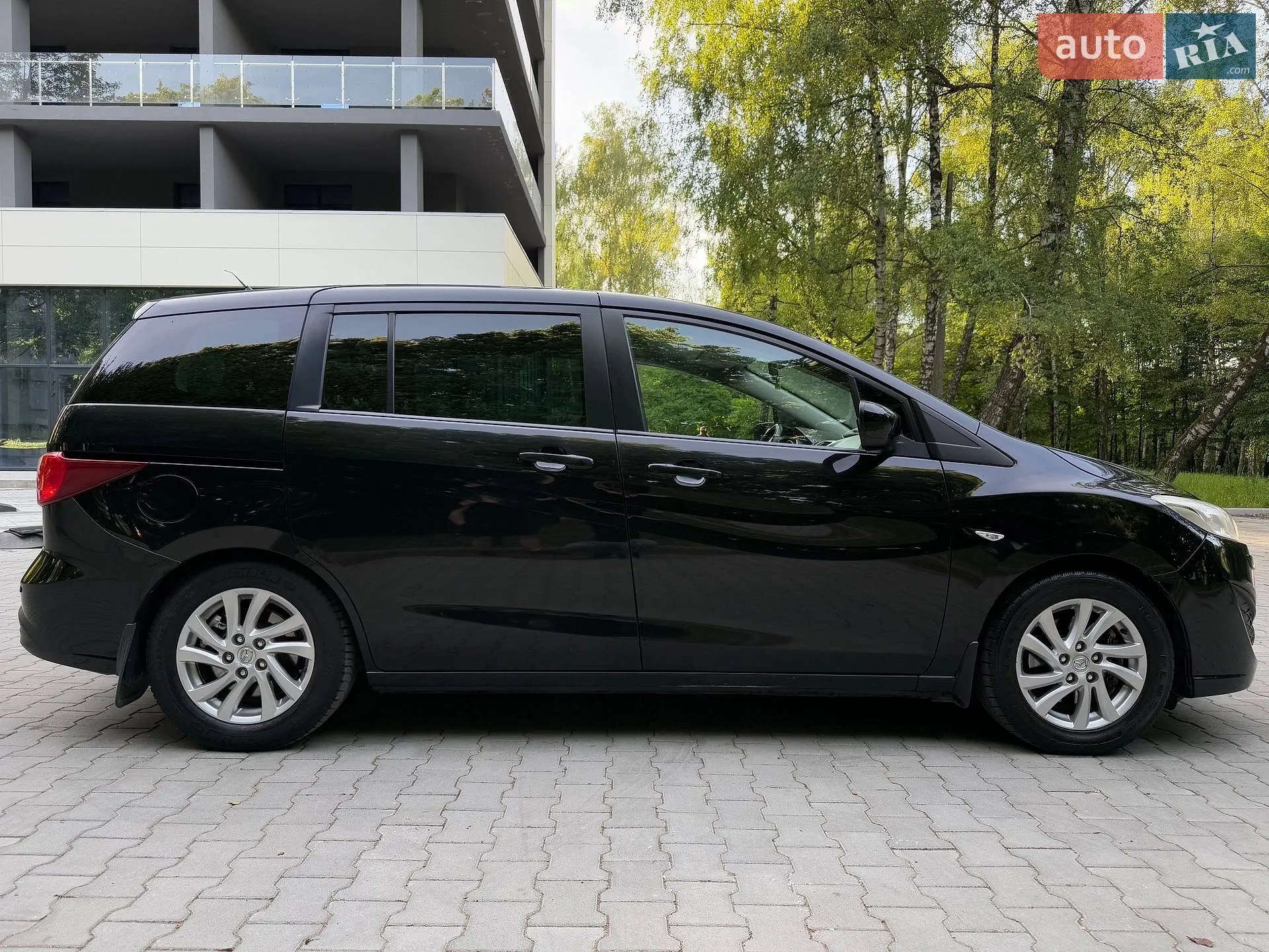 2011 Mazda 5 - мініатюра 11