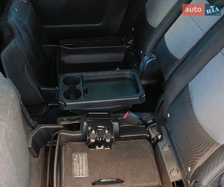 Мінівен Mazda 5 2006 в Харкові