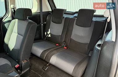 Мінівен Mazda 5 2006 в Києві