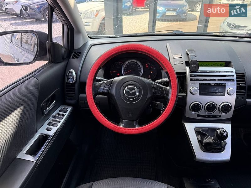 Мінівен Mazda 5 2006 в Києві
