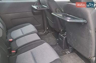 Мінівен Mazda 5 2006 в Києві