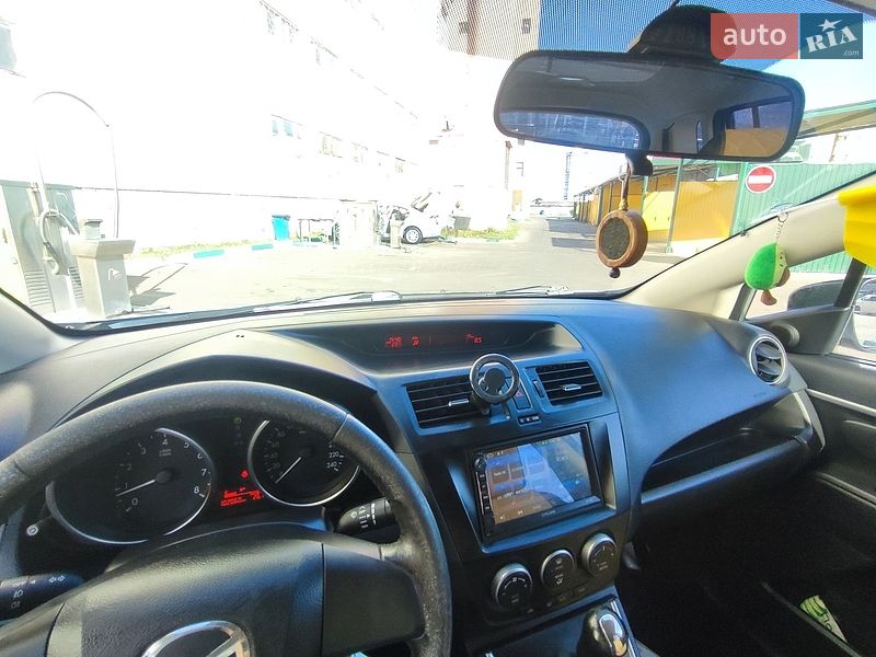 Минивэн Mazda 5 2012 в Киеве