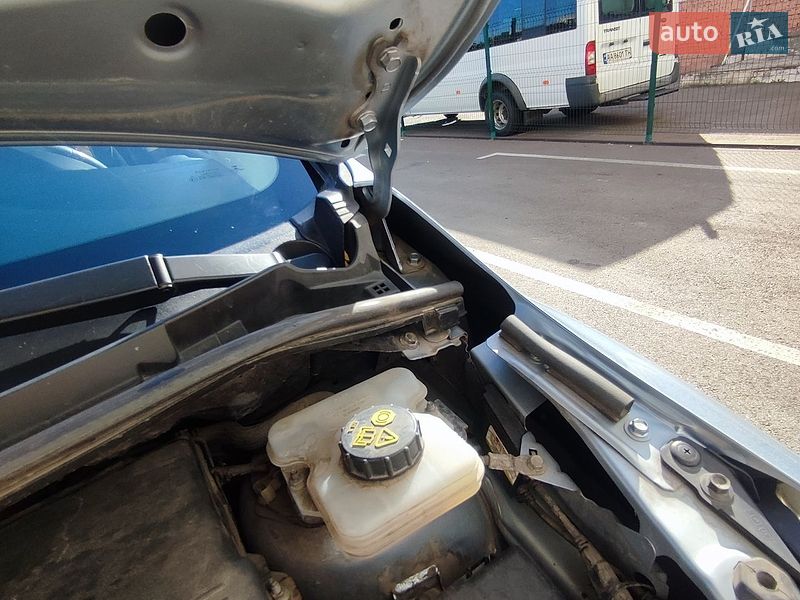 Минивэн Mazda 5 2012 в Киеве