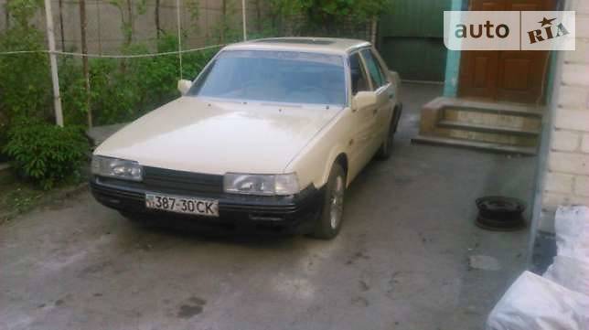 Седан Mazda 626 1988 в Горишних Плавнях