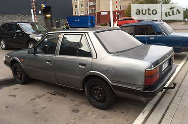 Седан Mazda 626 1986 в Киеве