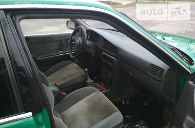 Седан Mazda 626 1988 в Тернополе