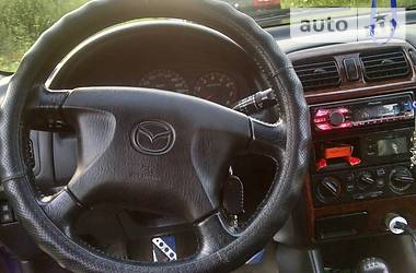 Седан Mazda 626 2002 в Кременце