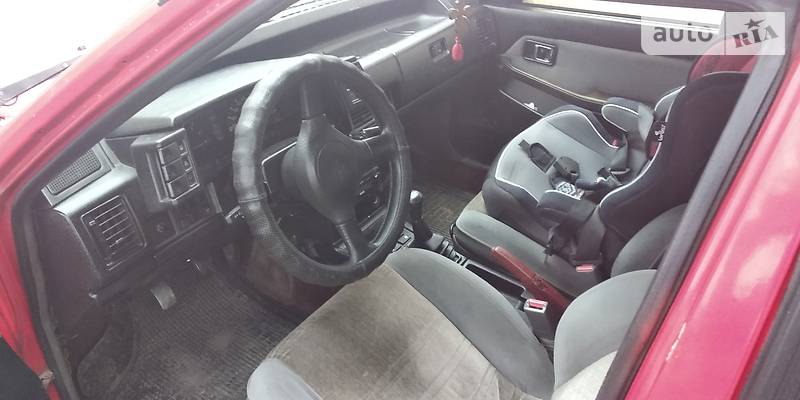 Хэтчбек Mazda 626 1986 в Днепре