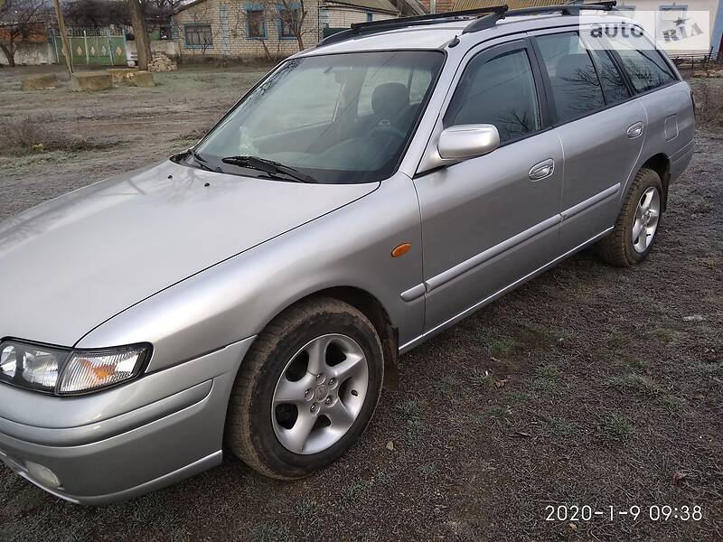 Универсал Mazda 626 2000 в Еланце