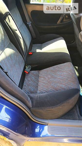 Седан Mazda 626 1996 в Кропивницькому