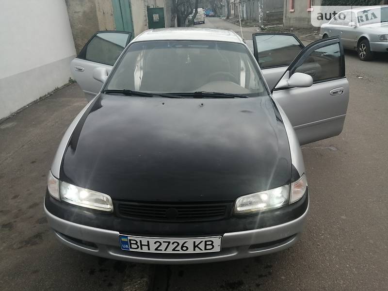 Хетчбек Mazda 626 1994 в 