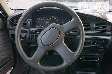 Седан Mazda 626 1988 в 