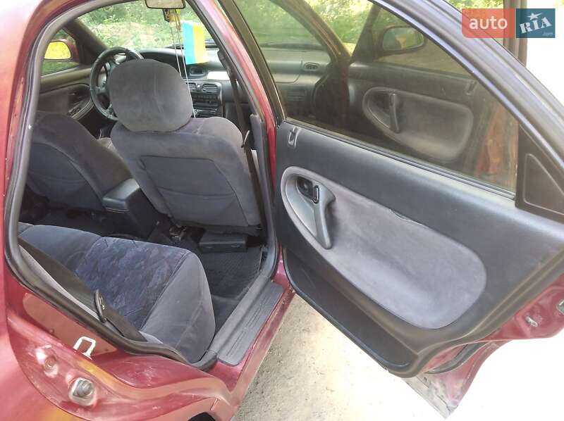 Седан Mazda 626 1996 в Тыврове