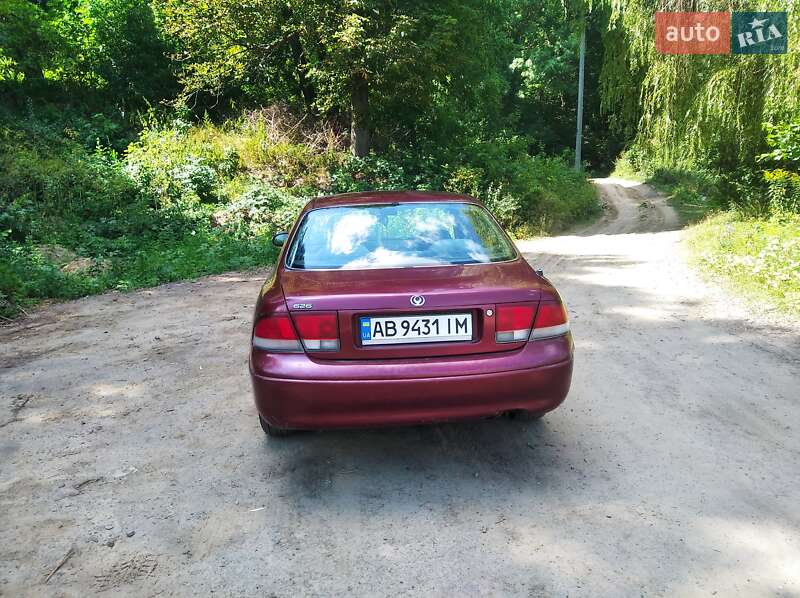 Седан Mazda 626 1996 в Тыврове