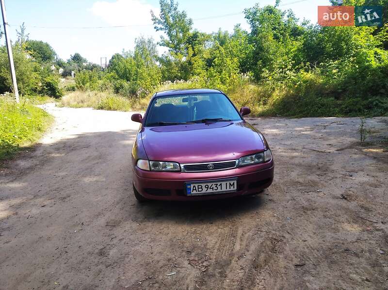 Седан Mazda 626 1996 в Тыврове