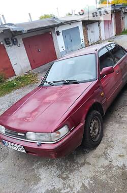 Седан Mazda 626 1992 в Хмельницком