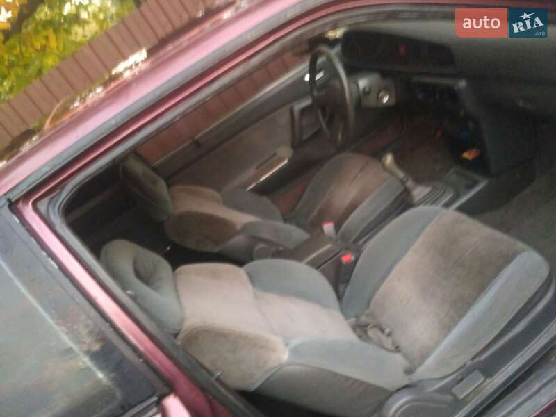 Купе Mazda 626 1989 в Черновцах