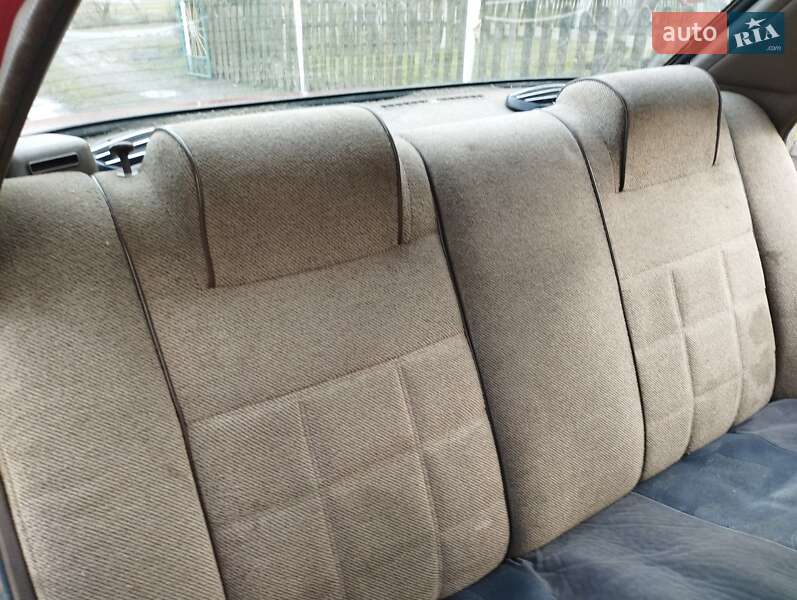 Седан Mazda 626 1986 в Луцке фото 11 Седан Mazda 626 1986 в Луцке