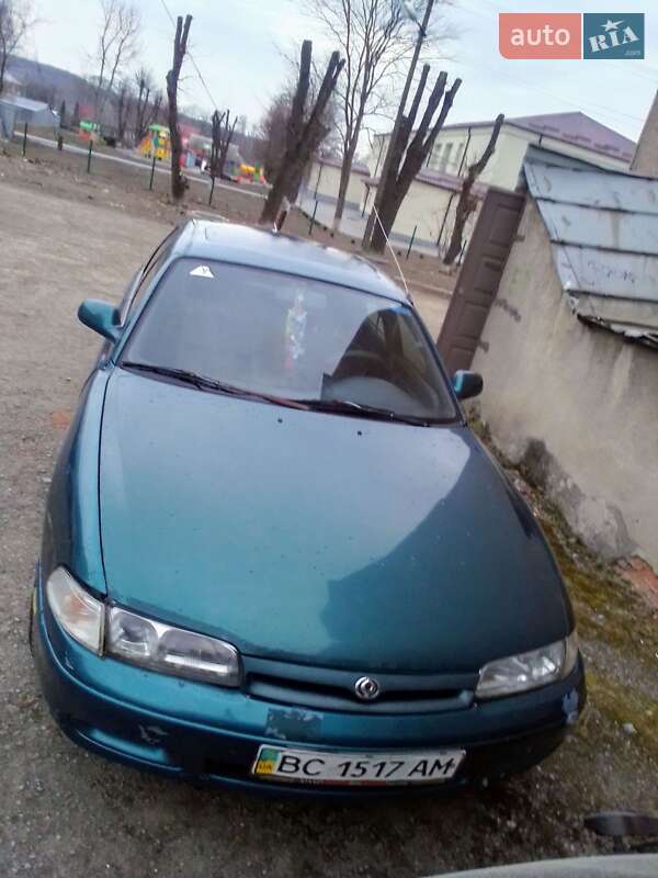 Седан Mazda 626 1993 в Хмельницком