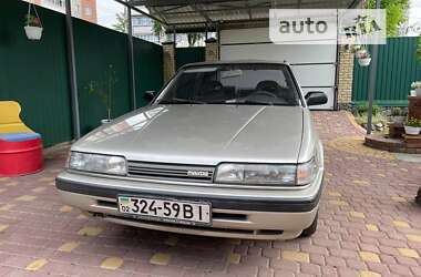 Седан Mazda 626 1990 в Виннице