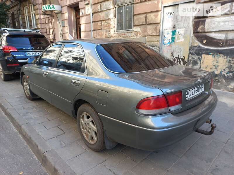 Седан Mazda 626 1997 в Львове