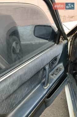 Хэтчбек Mazda 626 1988 в Полтаве