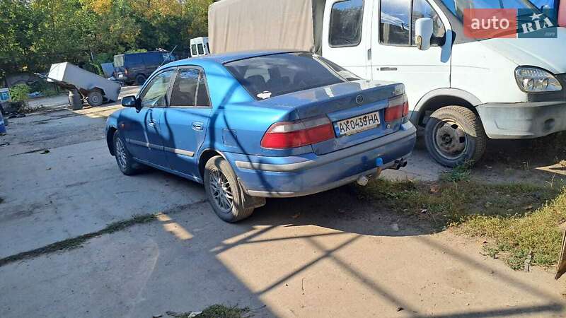 Седан Mazda 626 1999 в Харькове