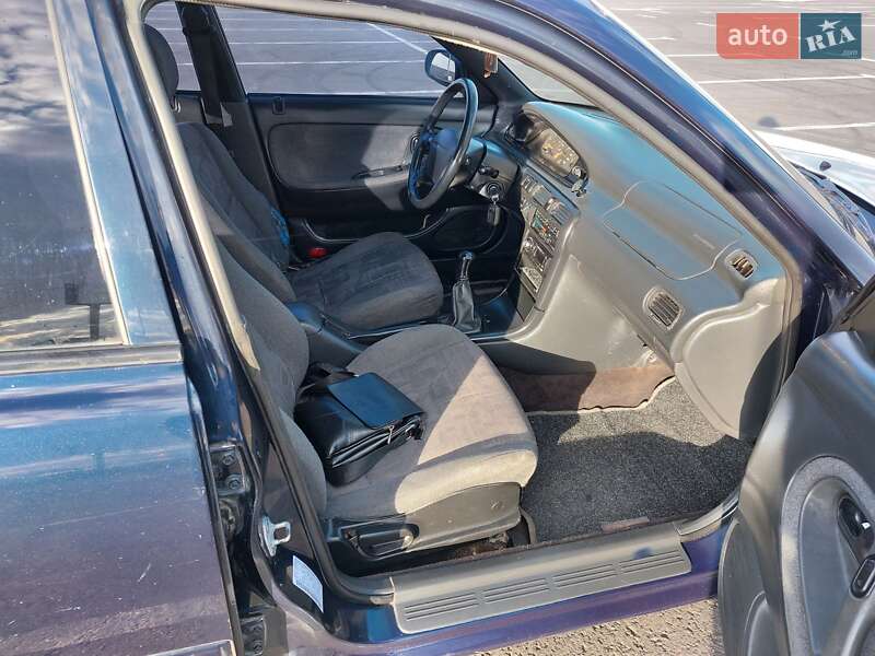 Седан Mazda 626 1996 в Львове