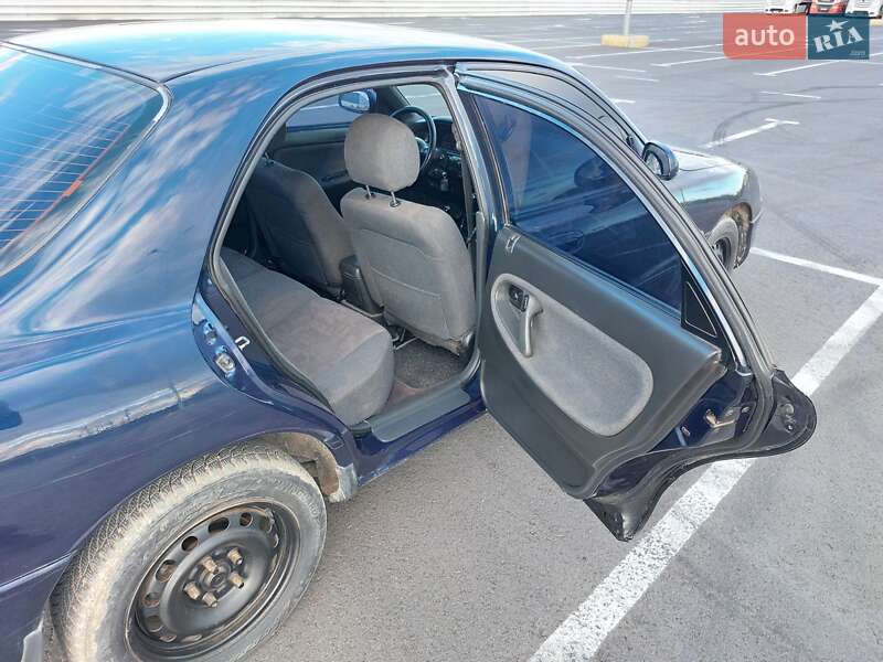 Седан Mazda 626 1996 в Львове
