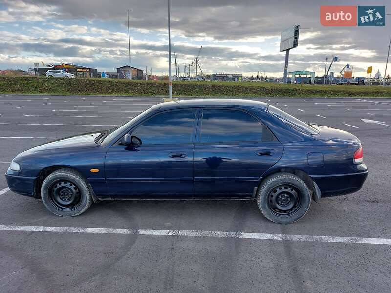Седан Mazda 626 1996 в Львове