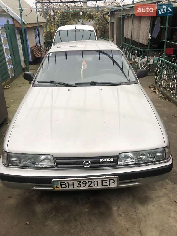 Хетчбек Mazda 626 1989 в Овідіополі