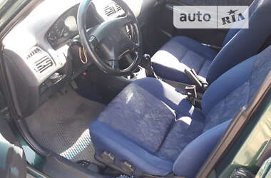 Седан Mazda 626 1998 в Кривом Роге