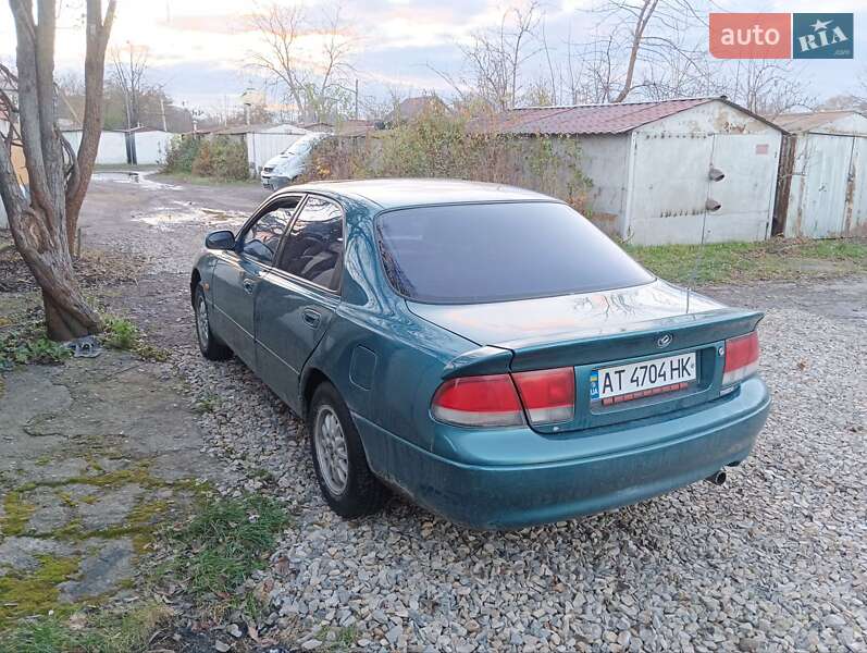 Седан Mazda 626 1995 в Ивано-Франковске